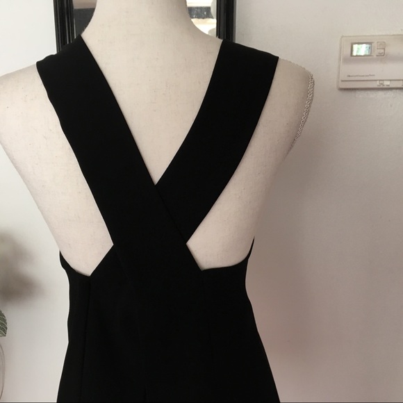 BCBGMaxazria Criss Cross Back Black Blouse Size Medium - Picture 4 of 7